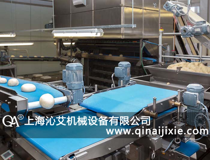 食品輸送機(jī)是流水線中重要的輸送設(shè)備 食品輸送機(jī)是流水線中重要的輸送設(shè)備